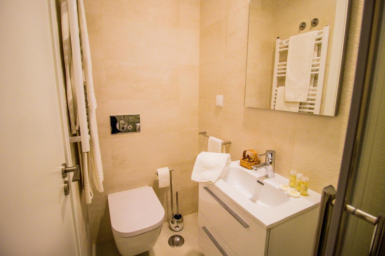 188 Apartments - Estrelicia - Pool And Balcony Cascais Dış mekan fotoğraf